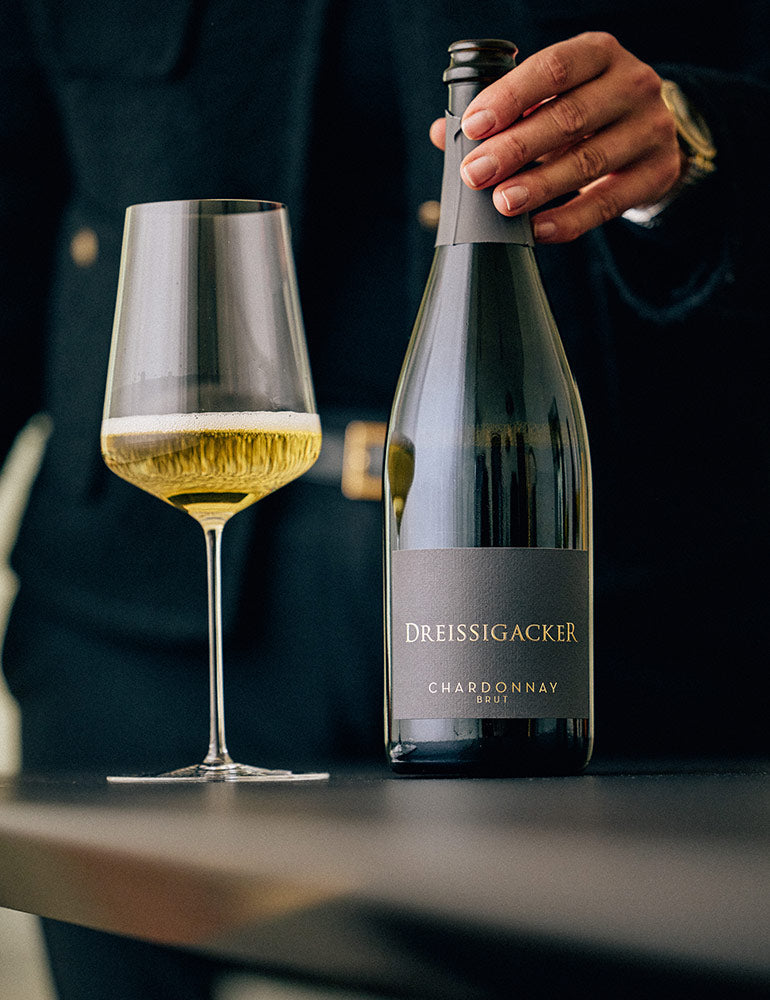 dreissigacker-chardonnay-brut-nature-sekt-2022-0-75l image 2